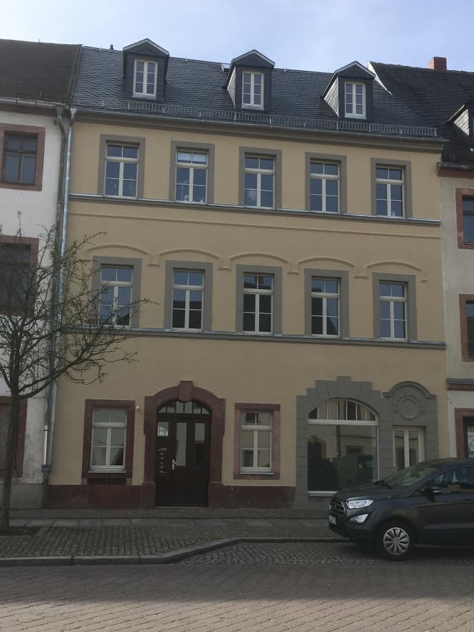 - VOR KURZEM NEU SANIERT – Moderne, schicke 3 - ZI - Wohnung im 1.OG