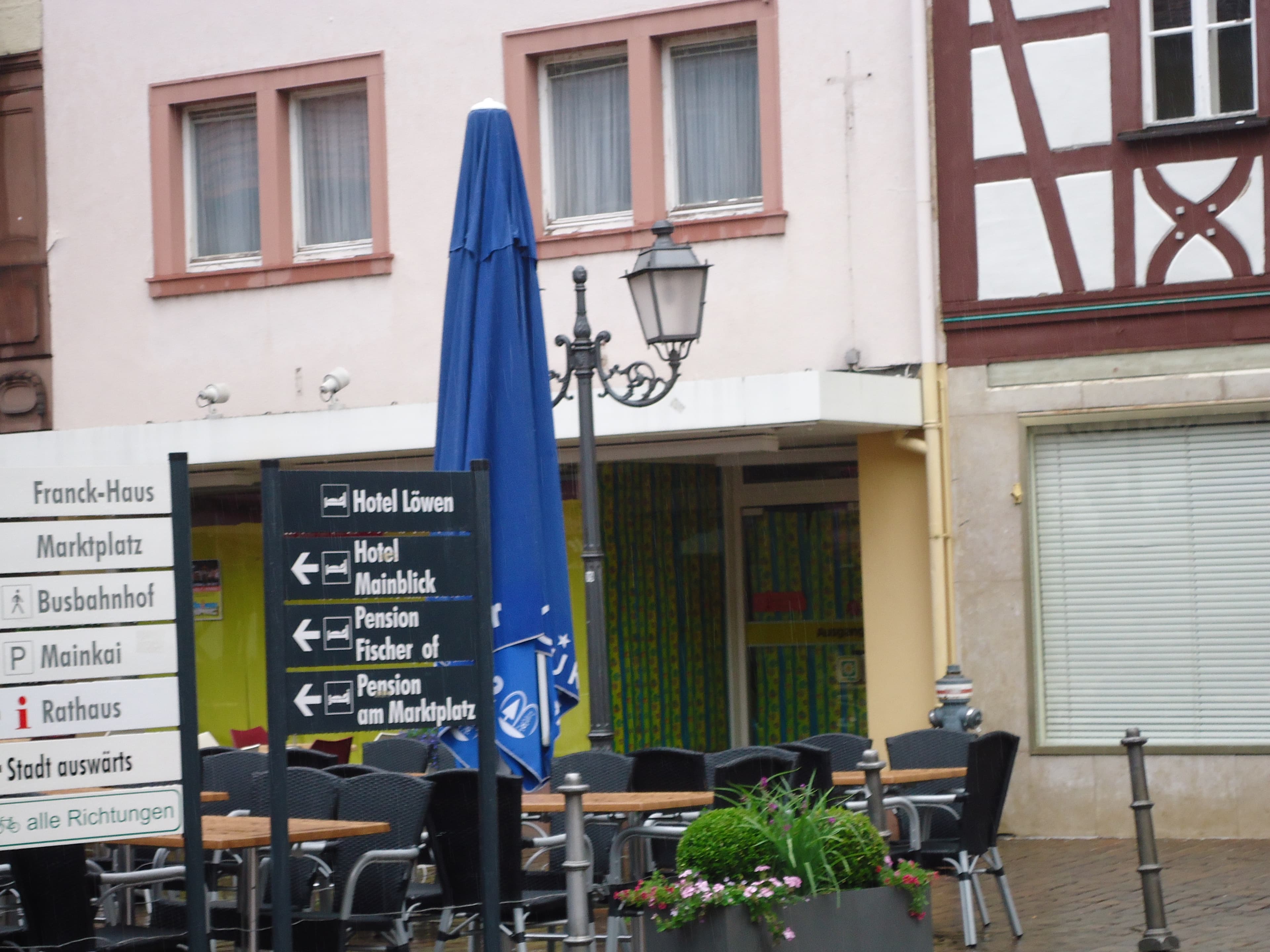 Gewerberäume auf Marktplatz in Marktheidenfeld zu vermieten 