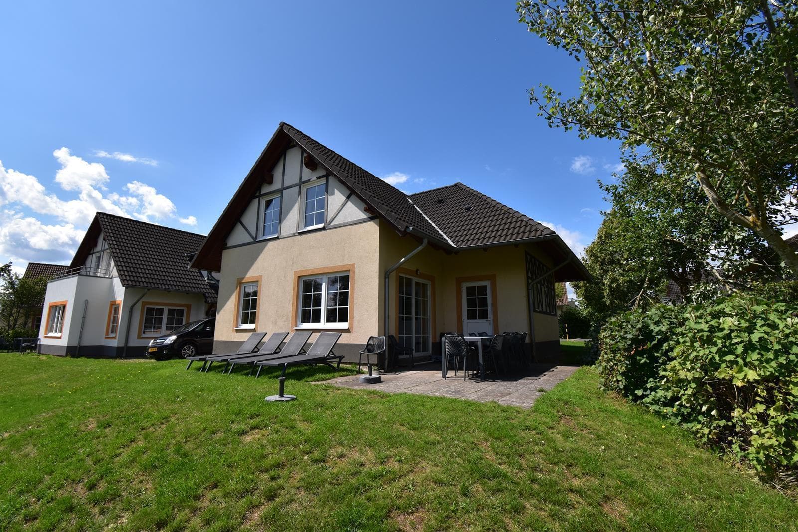 Schöne Ferienhaus 548 im Golfresort Cochem (2042)