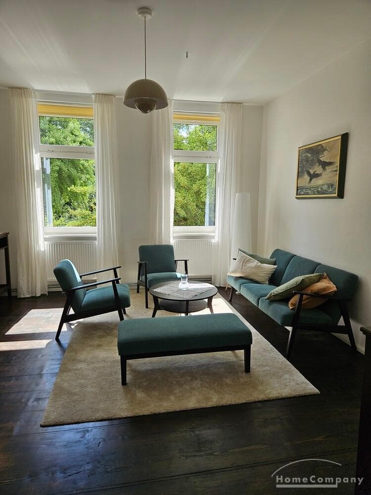 25868 HomeCompany Dresden Möbliert/Furnished 5-Zimmer Wohnung in Dresden-Neustadt max. 4 Personen