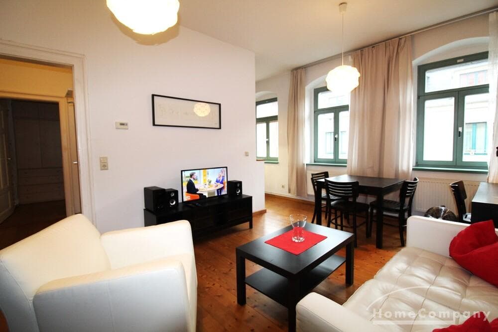 26147 HomeCompany Dresden Möbliert/Furnished 2-Zimmer Apartment in Dresden-Neustadt max. 1 Person