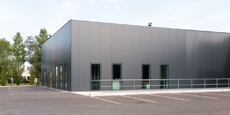 Gewerbe mit Lager/Produktion, Büro und Freifläche in Autobahnnähe!