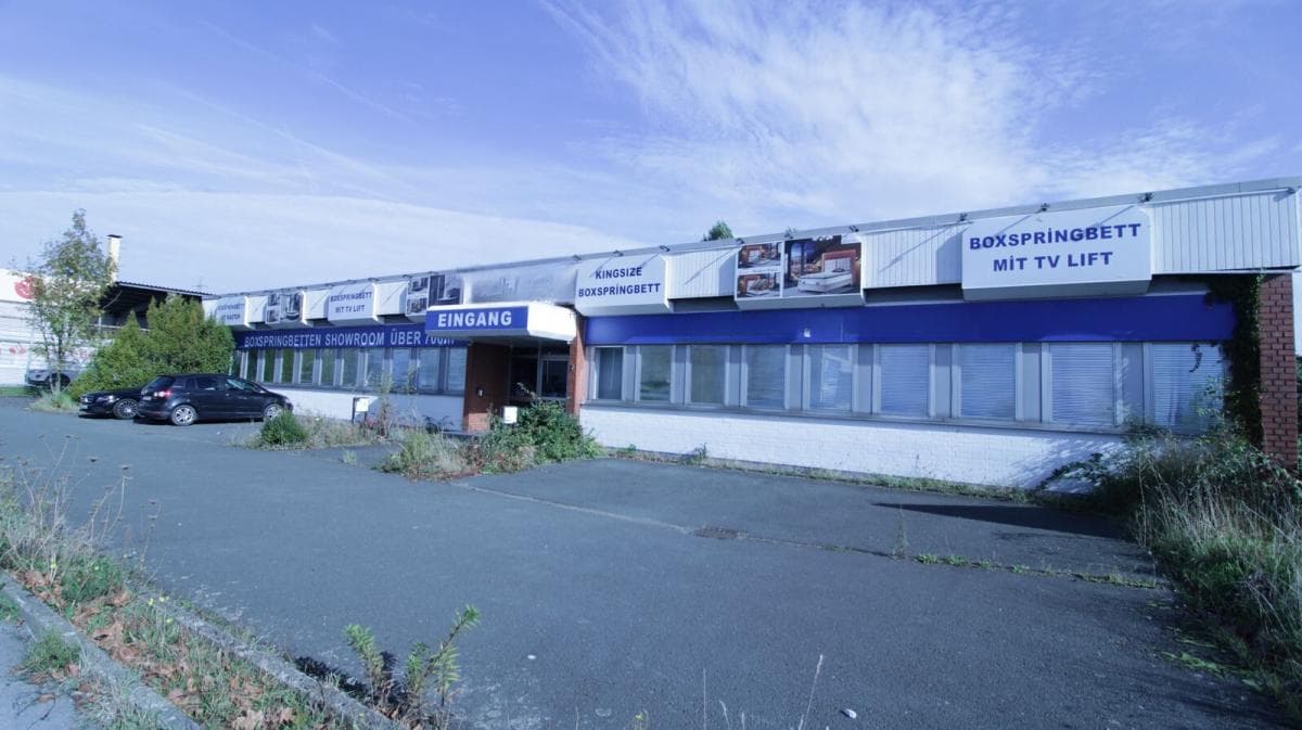 Renomierte Verkaufsfläche Möbelhaus Lager in Dortmund zu verkaufen