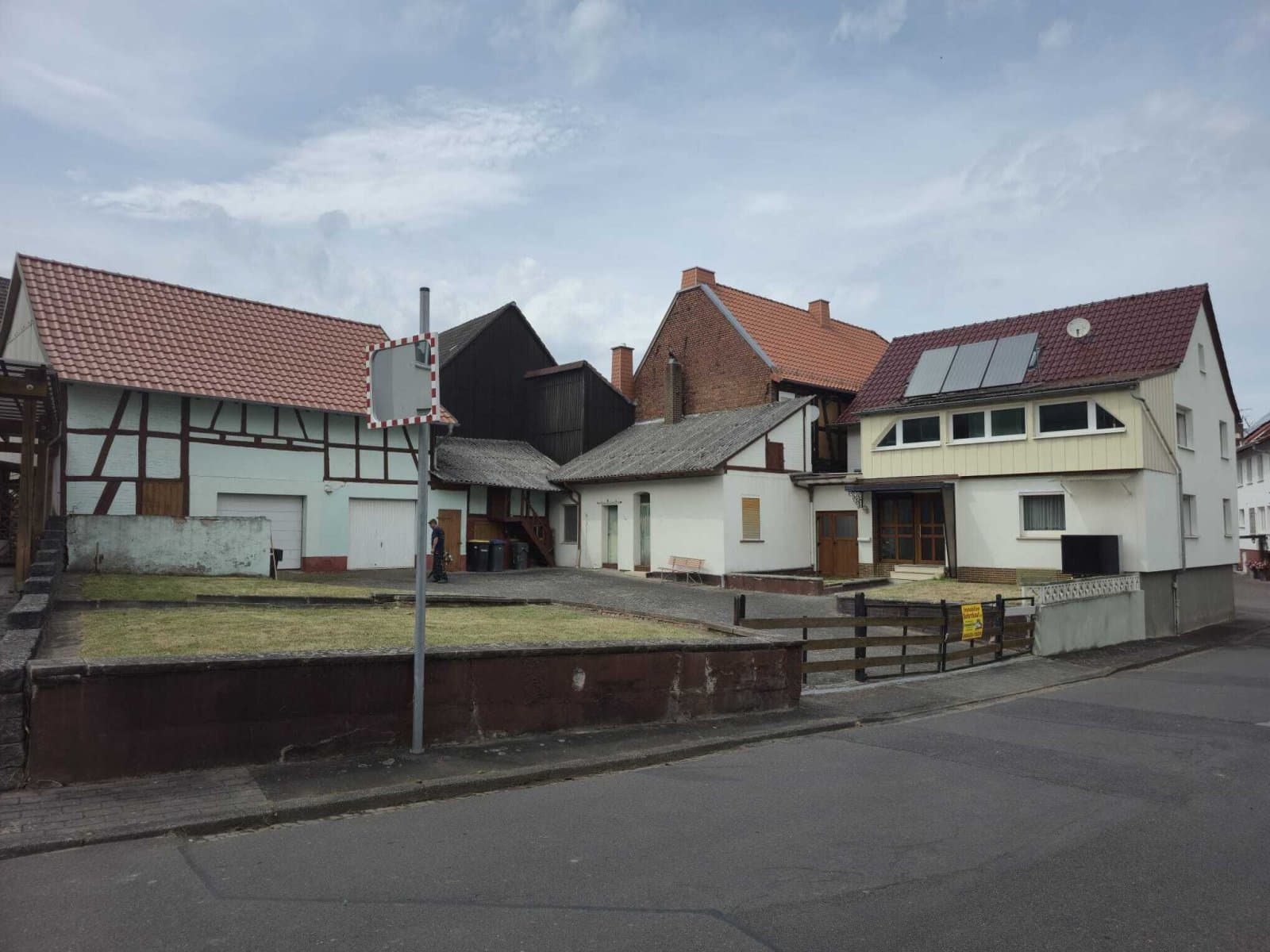 Heringen-OT, EFH + Nebengeb.