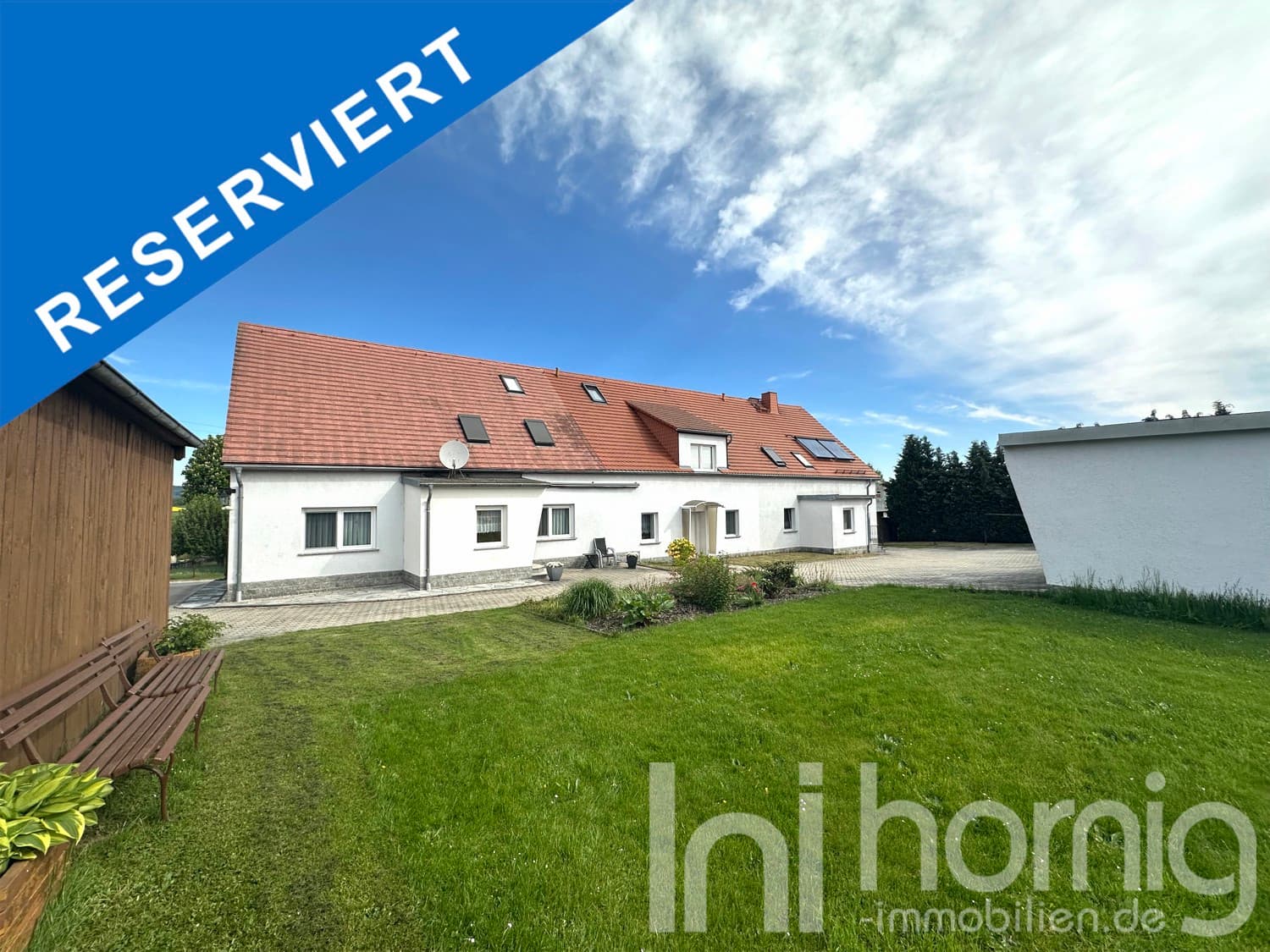 Zwei-Generationen-Wohnen plus Ferienwohnung - ZFH in Lawalde
