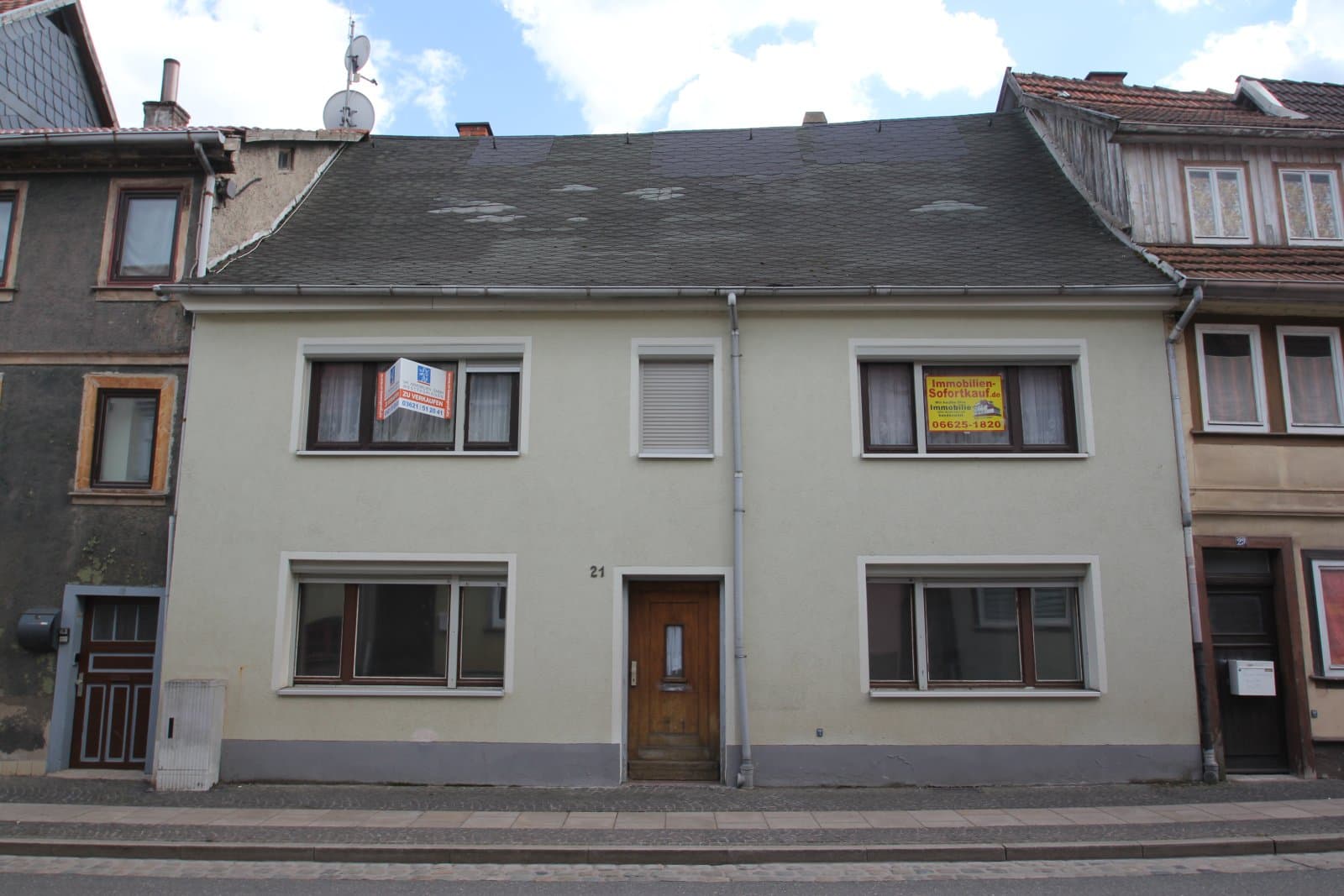 Waltershausen, 2 Familienhaus mit Anbau
