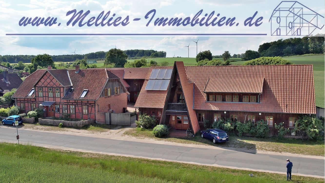 Ort des Miteinanders mit klösterlichem Erbe – Wohnensemble in behutsamer Auflösung.