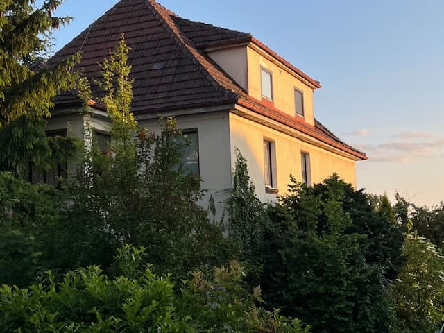 MFH in zentraler Lage- Wohnung im EG frei zur Eigennutzung