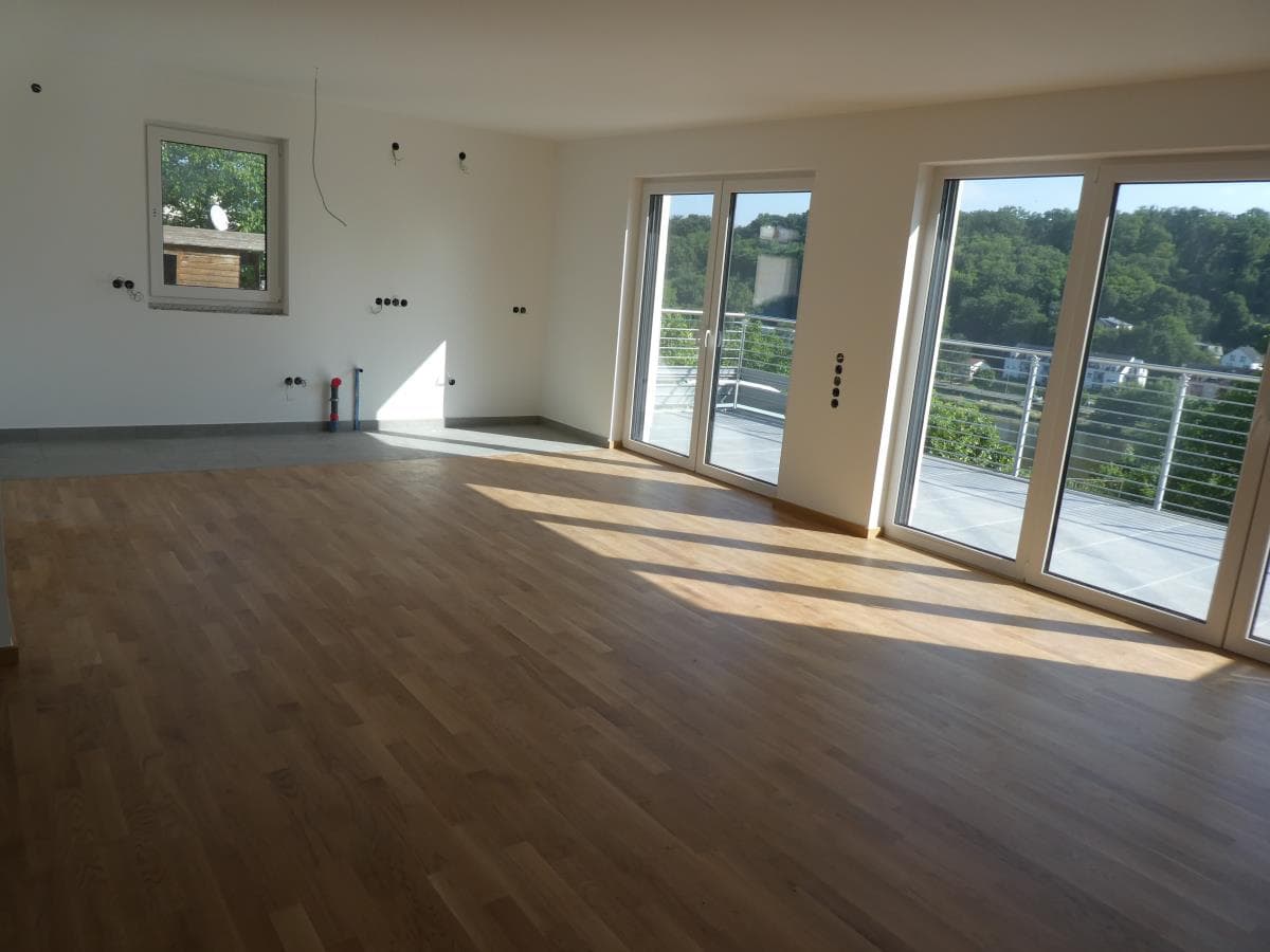 Unverbaubarer Moselblick - Moderne altengerechte Wohnung im Energiesparhaus Palzem