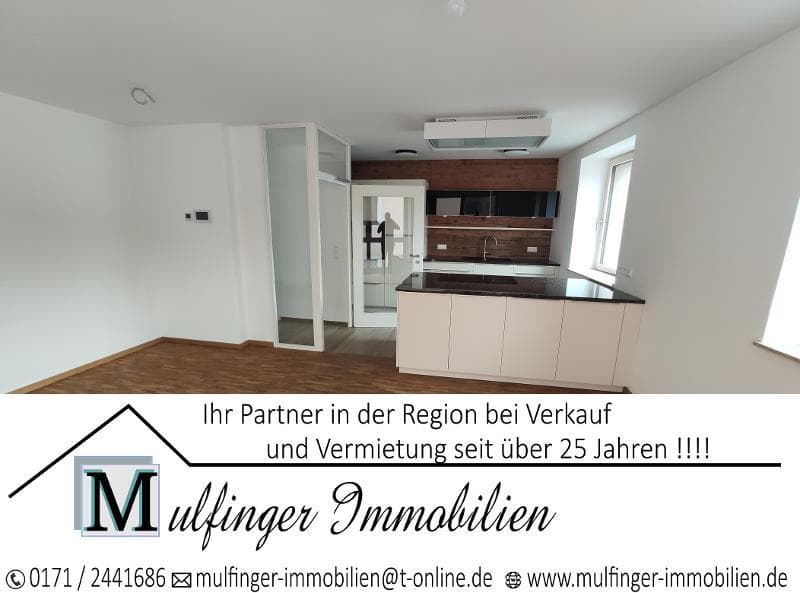 ERSTBEZUG nach Sanierung - Einfamilienhaus mit großer Terrasse und Garage