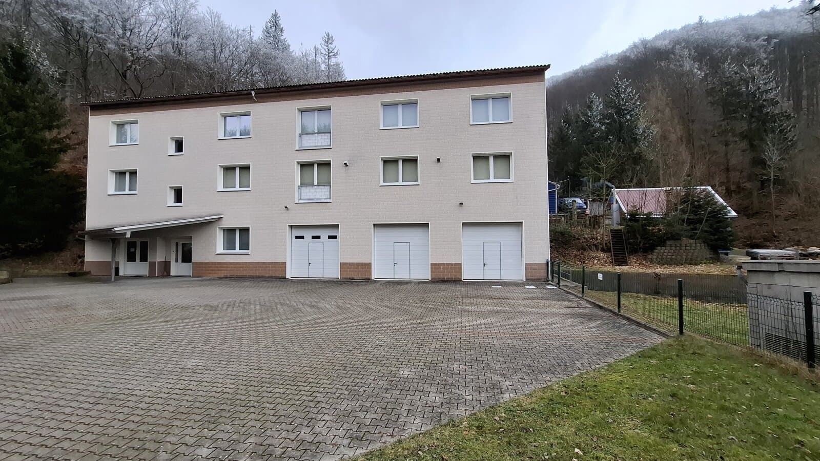 Gewerbeobjekt in Gießübel