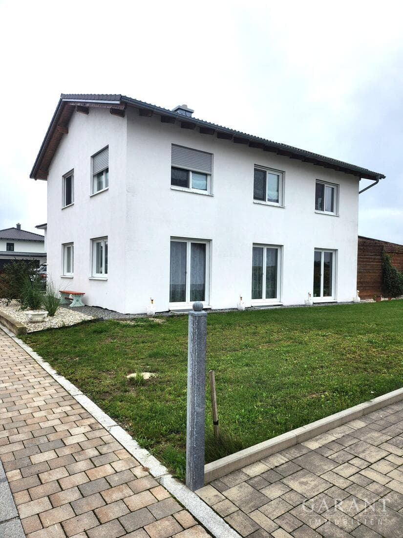 Exklusives Einfamilienhaus in Wallersdorf