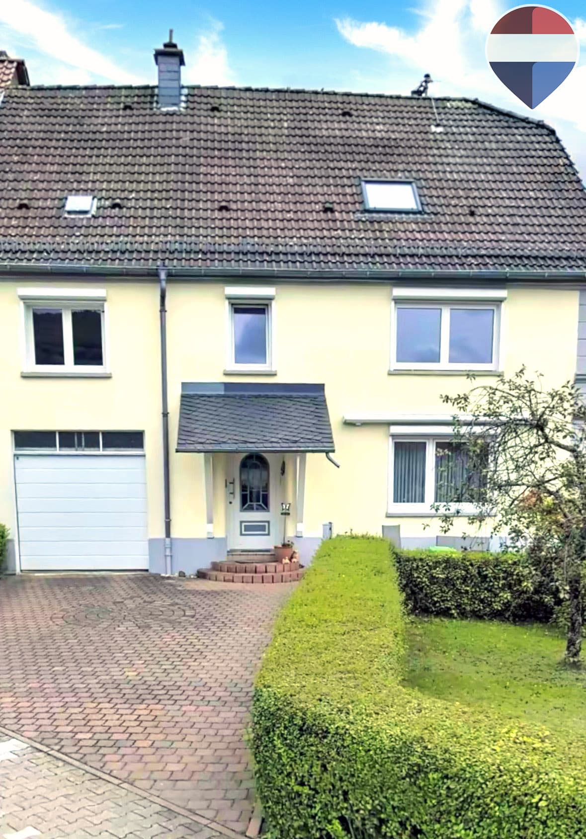 Ihr neues Familiennest im Ortskern von Oberkirchen - Wohnen und Büro vereint