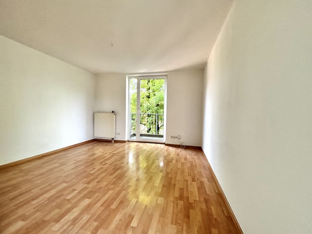 Freie gemütliche 2-Zimmer-Wohnung in Dresden-Löbtau mit Balkon