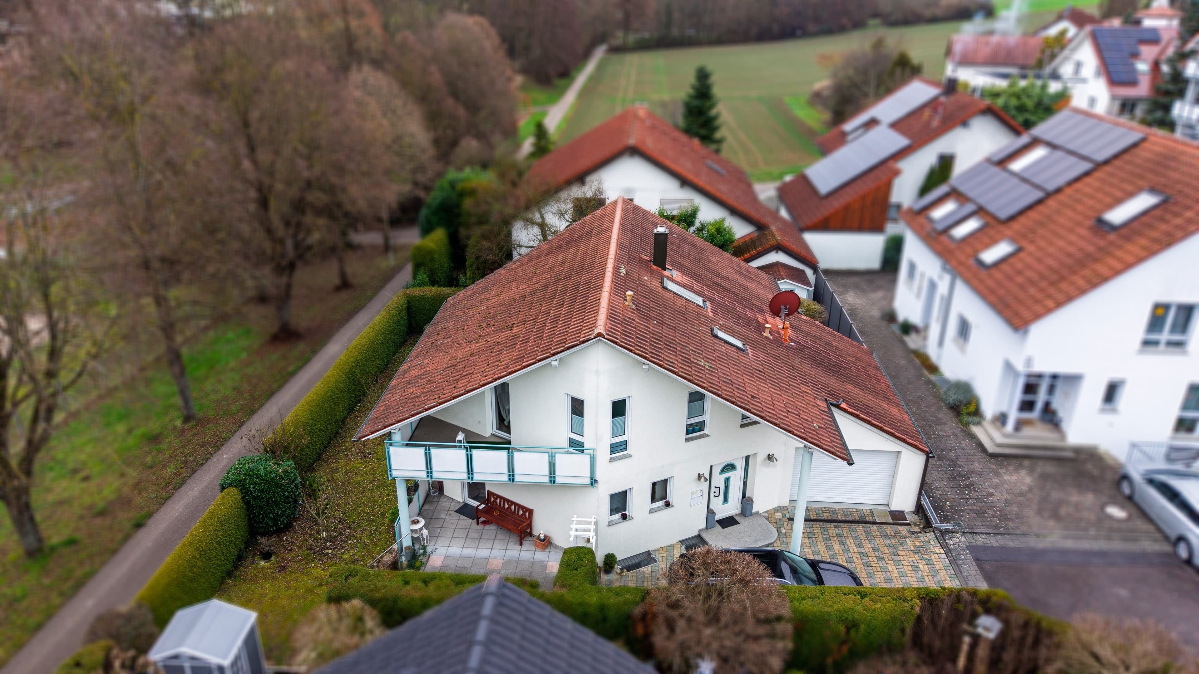 Einfamilienhaus mit Kamin und Wellnessbereich in begehrter Wohnlage