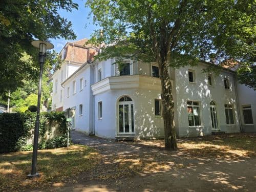 Café, Spielecke, Bistro, Restaurant sowie Läden mit Ambiente in 97688 Bad Kissingen (ID 10576)