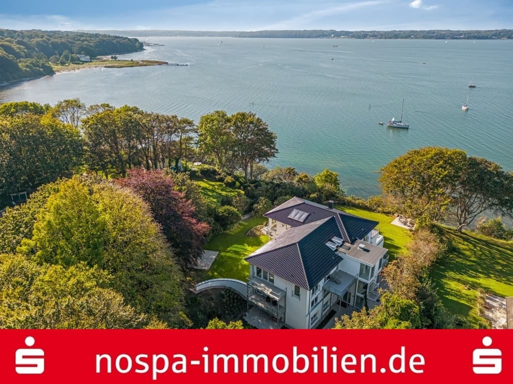 Luxuswohnung im 1.OG mit spektakulärem Blick über die Flensburger Förde und eigenem Strandzugang!