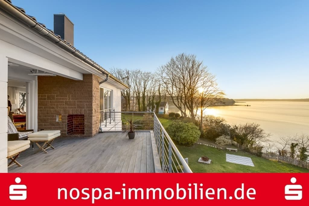 Luxuswohnung im 2. OG mit spektakulärem Blick über die Flensburger Förde und eigenem Strandzugang!
