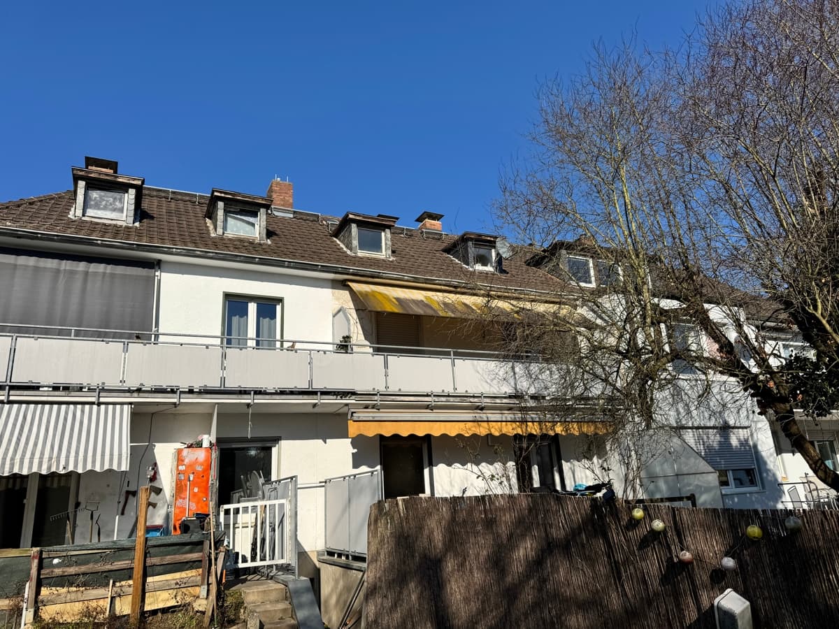 BONN LANNESDORF, 2 Zimmer-ETW, ca. 53 m² Wfl. mit Sonnenbalkon im 4 Part.Haus + Keller + DG-Zimmer