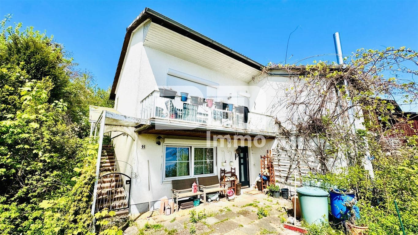 Umfangreich saniertes EFH inkl. PV-Anlage, Terrasse, Wintergarten und Garage 