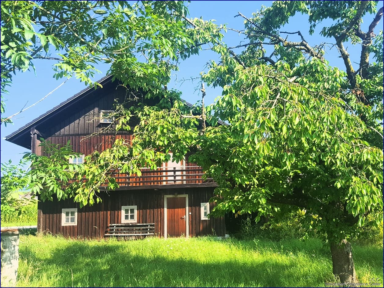 ***   FESTPREIS: 250.000,- EUR   ***
Liebhaber-Sacherl in Alleinlage - ca. 6.500 m² Grund 
am Mühl-/ Prienbach - südlich von Stubenberg