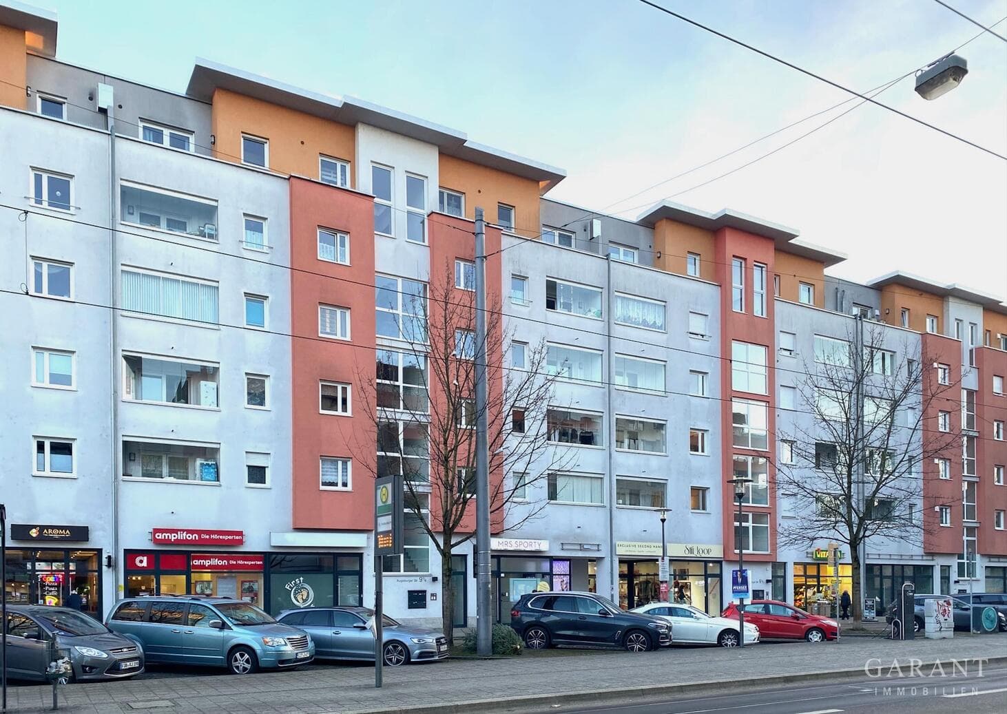 Gewerbe-/Ladeneinheit in zentraler Lage in Augsburg-Pfersee!