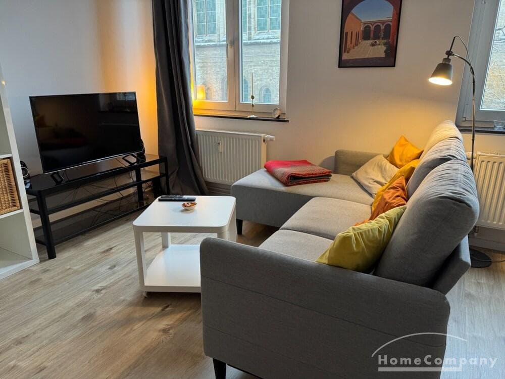 Schöne, gemütliche 2 Zimmer-Wohnung, komplett ausgestattet, 1 OG; in der Nähe des Prinzen Parks.