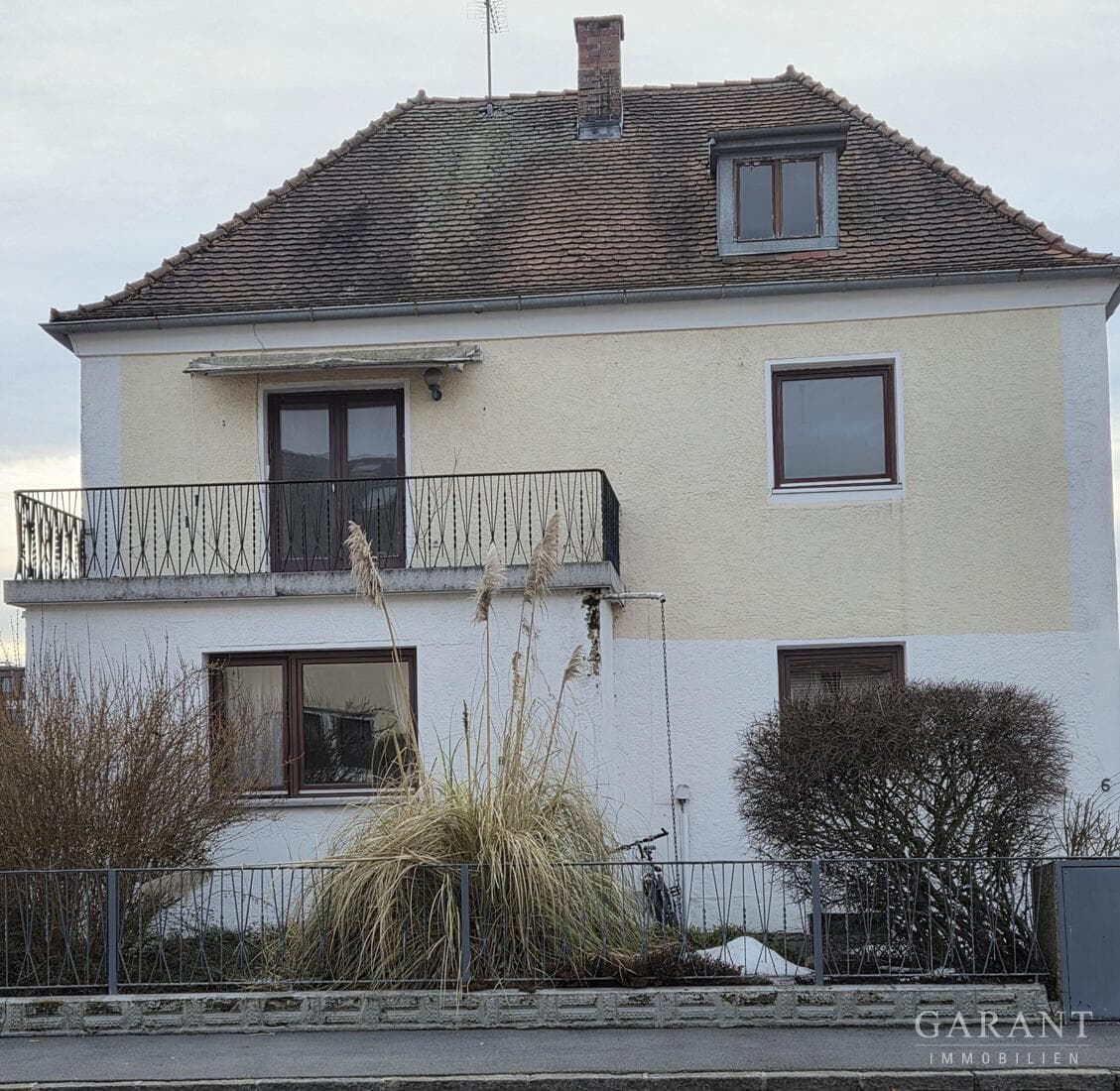 Preissenkung - Großzügiges Grundstück mit Altbau-Charme in Straubing