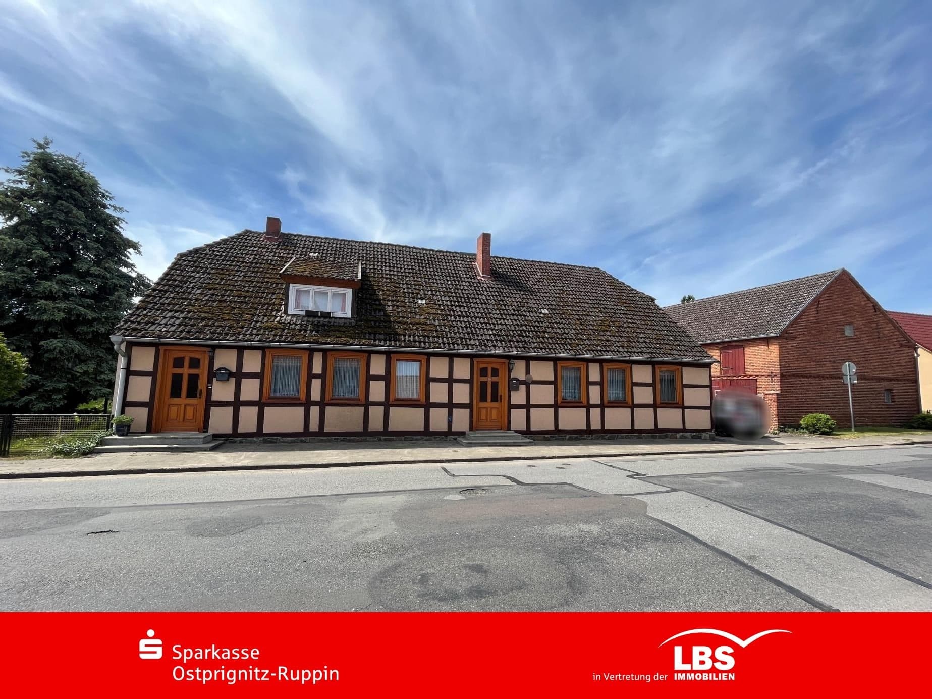 provisionsfrei - Familienhaus mit Hof