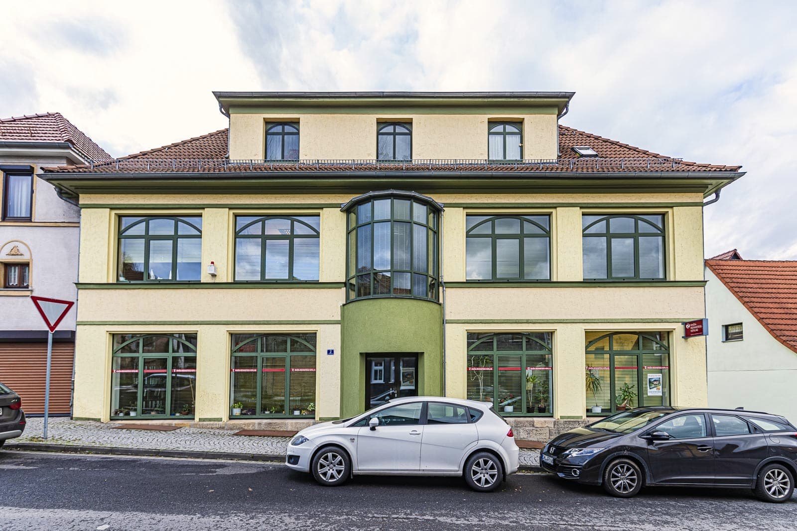 Wohn- und Geschäftshaus!