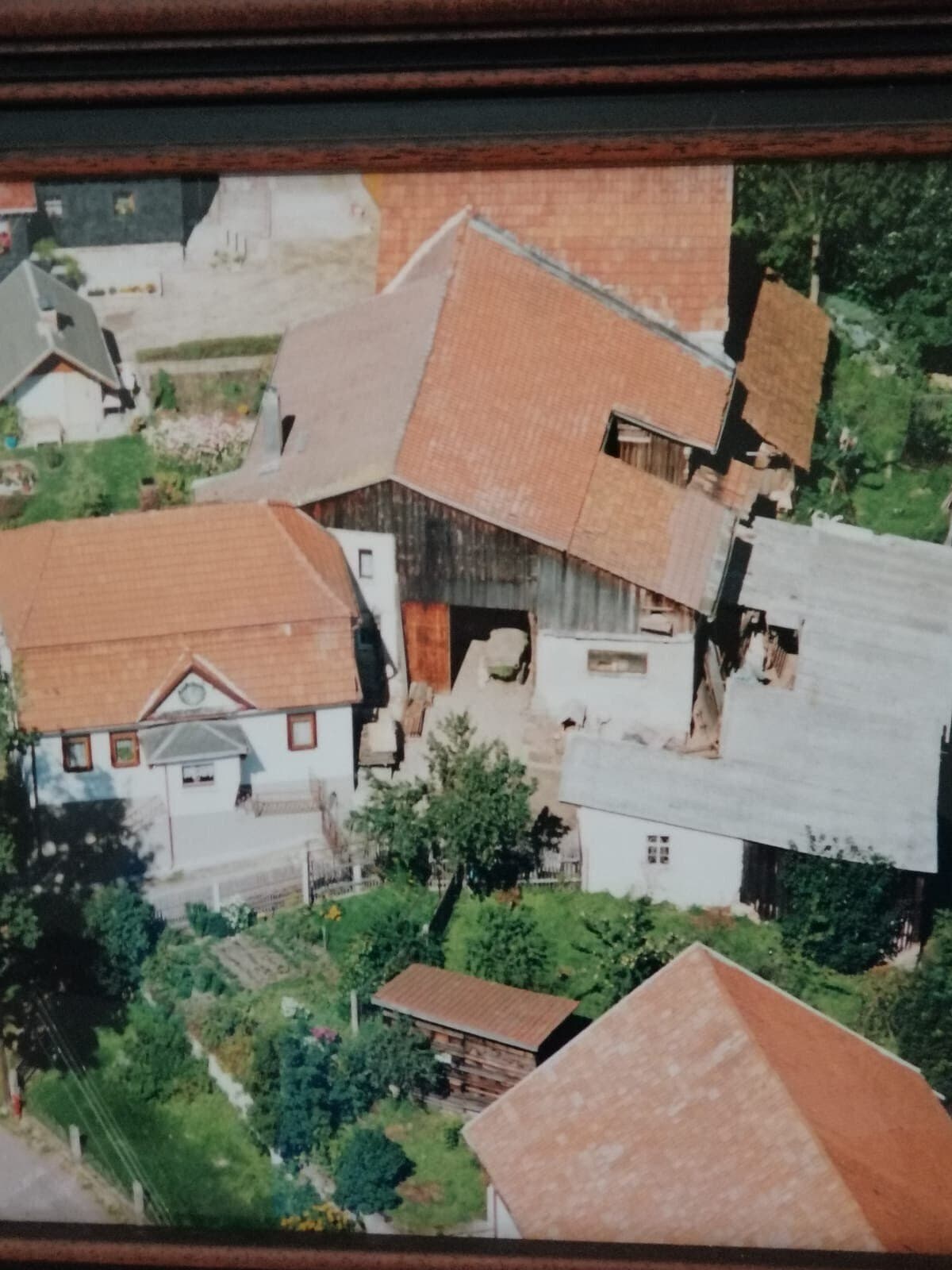 Schleusingen-OT, EFH + Scheune