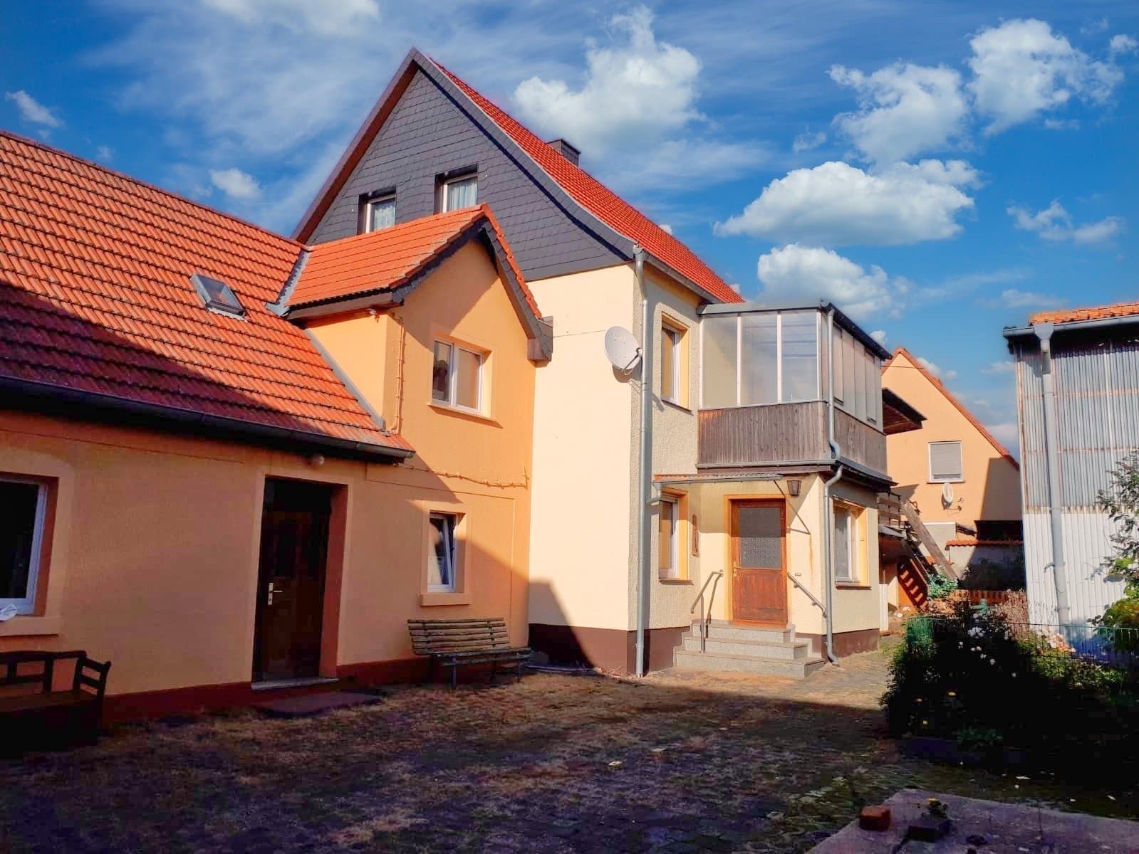 Mansfeld-Abberode, EFH + Scheune