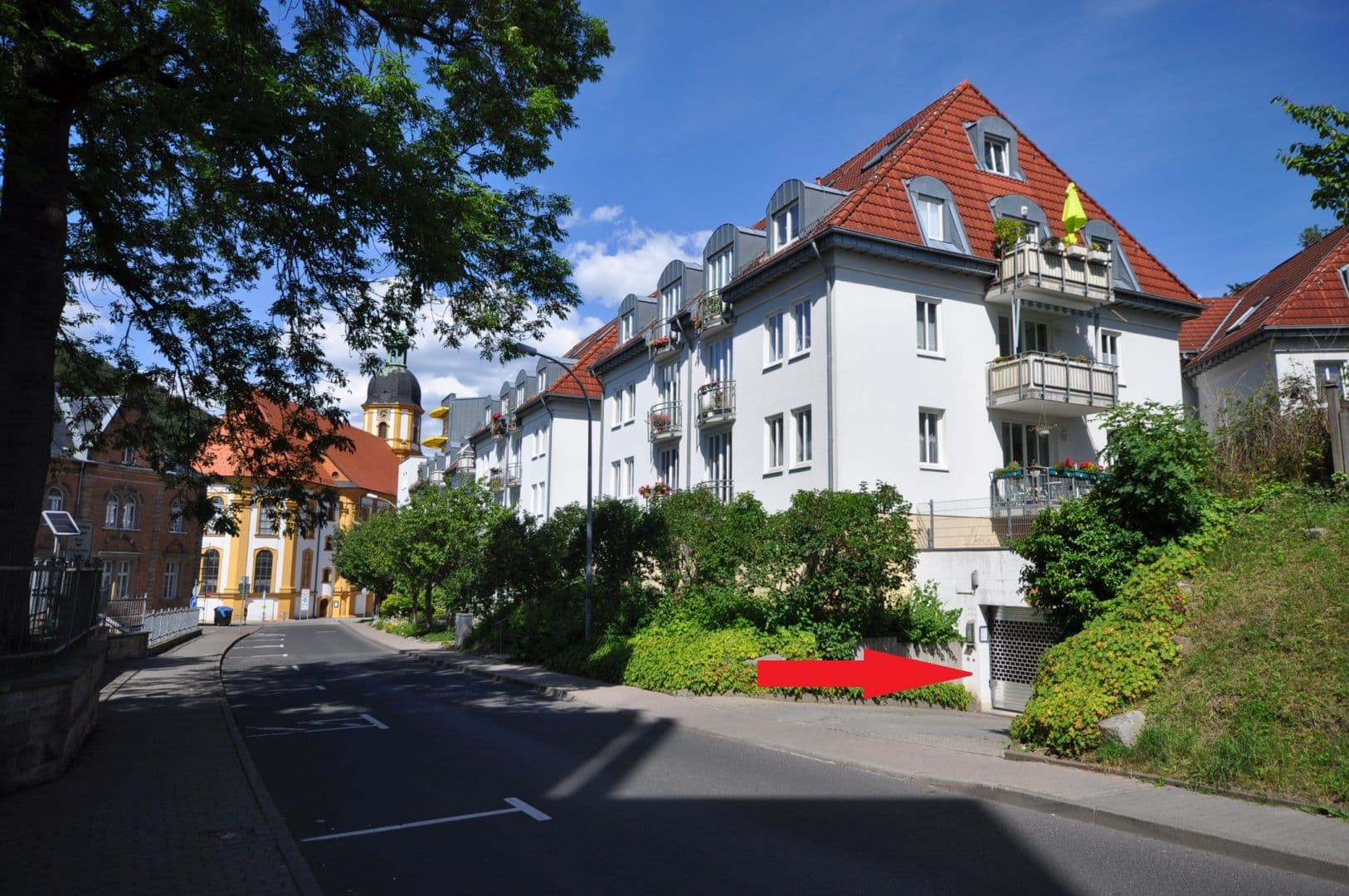 11 vermietete Tiefgaragenstellplätze in der Innenstadt
