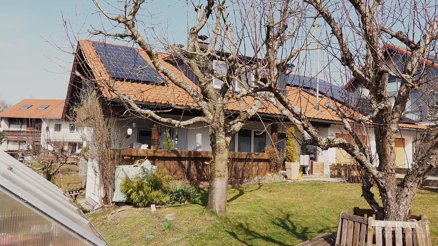 Wohnen mit Zukunft - Großzügiges Einfamilienhaus mit Einliegerwohnung und Ausbaupotenzial