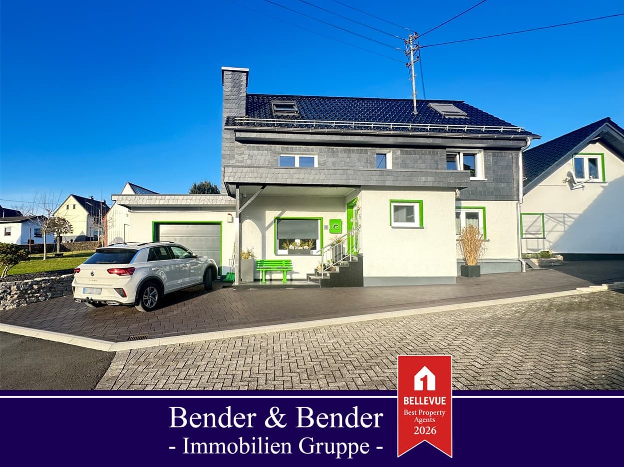 Traumhaus Gartenparadies mit Teich – hochwertig renoviertes EFH mit ebenerdiger ELW und PV!