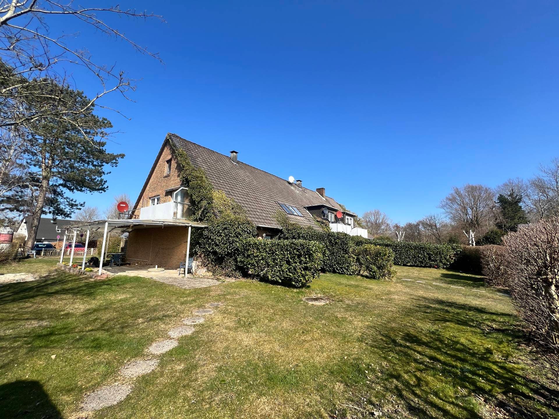 Haus und Grundstück