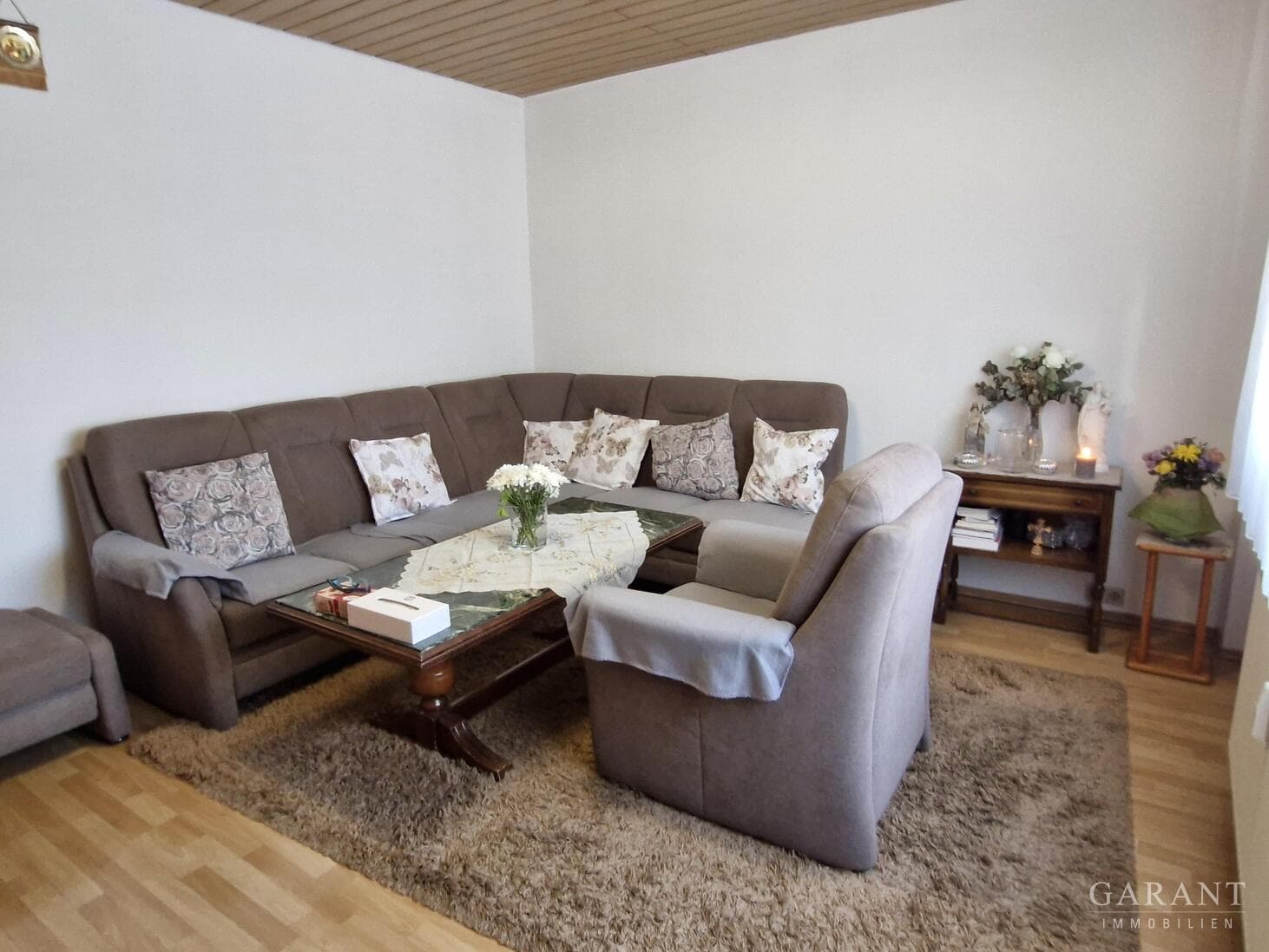 Zentrale Lage, vielfältige Möglichkeiten - Ihr neues Dreifamilienhaus!