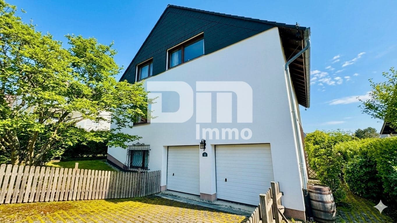 Gepflegtes 1 bis 2 Familienhaus in gesuchter Ortsrandlage mit Panoramablick