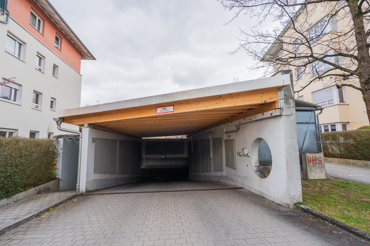 ***Heike Borchers Immobilien***Tiefgaragenstellplatz in begehrter Lage***