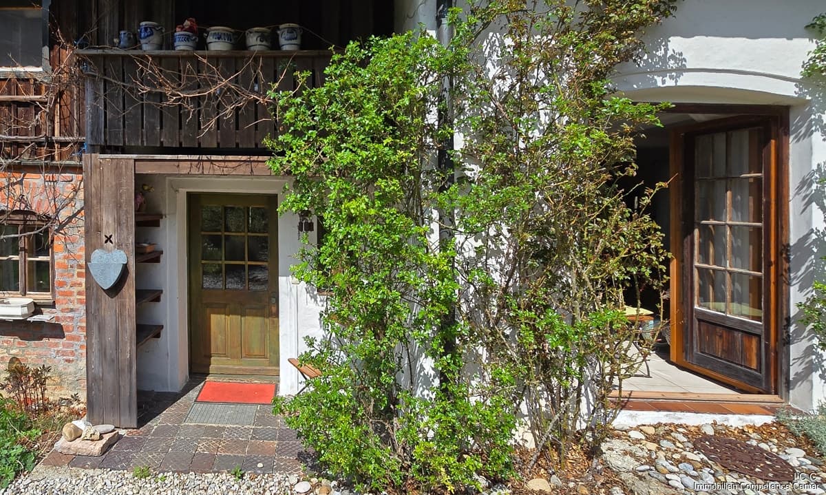 *** NOTAR-TERMIN ***
Landhaus - naturnahes Wohnen - Nähe Triftern
*** Die richtige Vermarktung macht den Unterschied ***