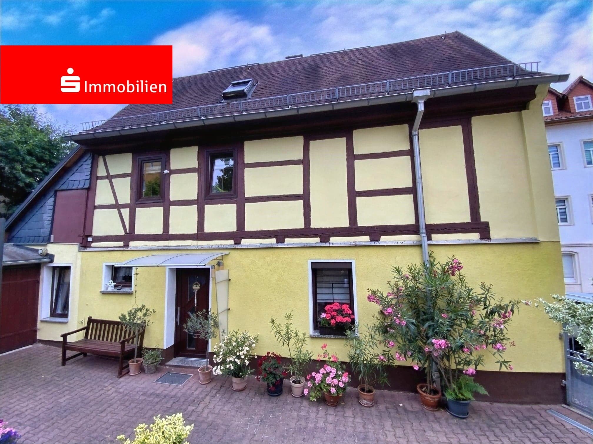 Alles unter Dach und Fach