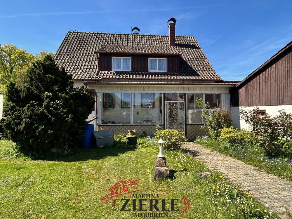 Seltene Gelegenheit! Freistehendes Haus mit über 1000 m² Grundstück in einer traumhaften Randlage!
