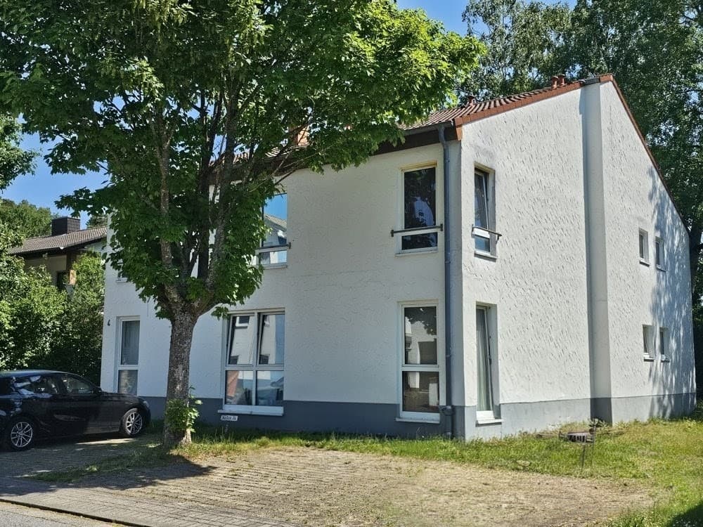 Schöne Eigentumswohnung (2 ZKB mit Terrasse) in bevorzugter Waldrandlage in Hohenecken zu verkaufen!