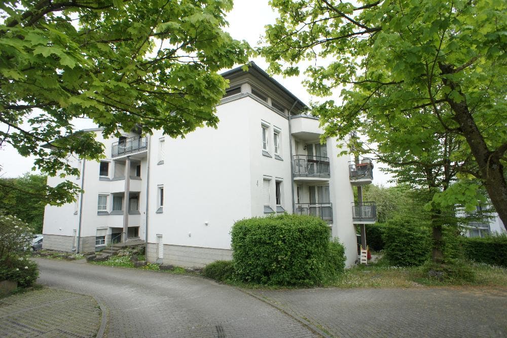 3 Zimmer-Wohnung mit drei Balkonen