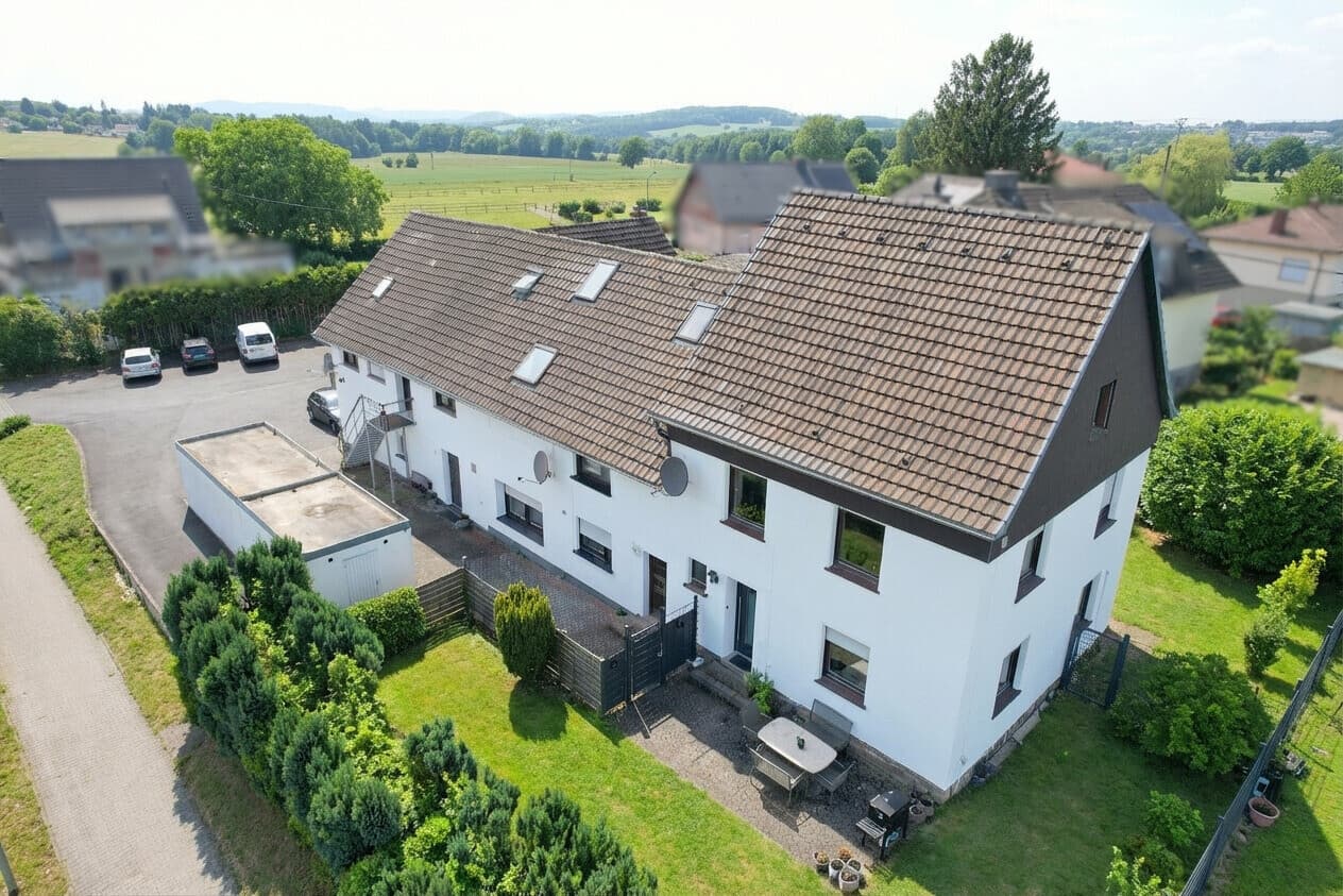 Buchholz: Mehrfamilienhaus mit 6 Parteien – Großes Grundstück & viel Potenzial