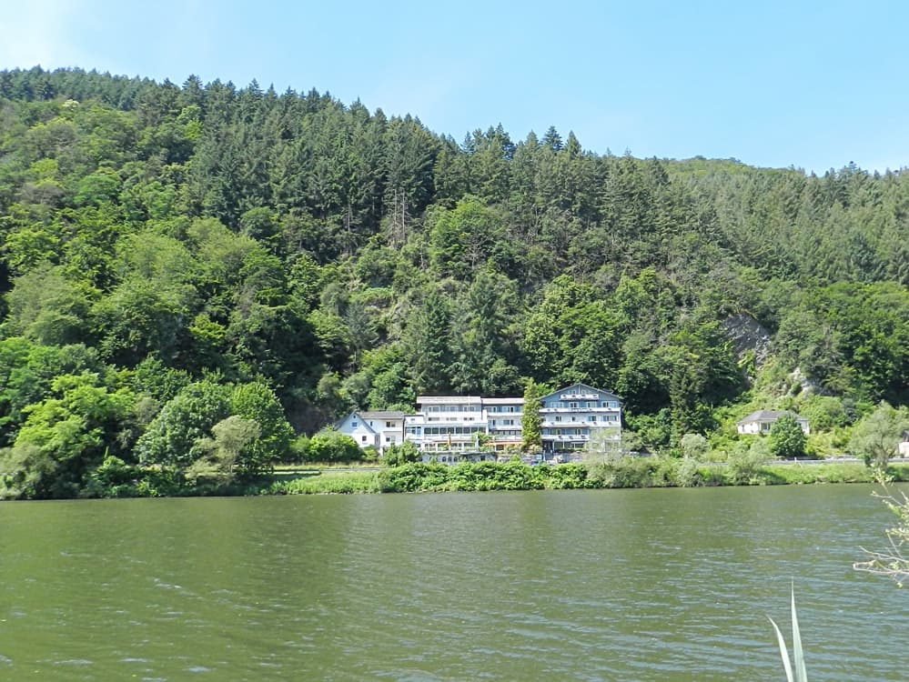 Traben-Tarbach: Mehr Moselblick geht nicht! 
Hotel/Restaurant in bester Lage!