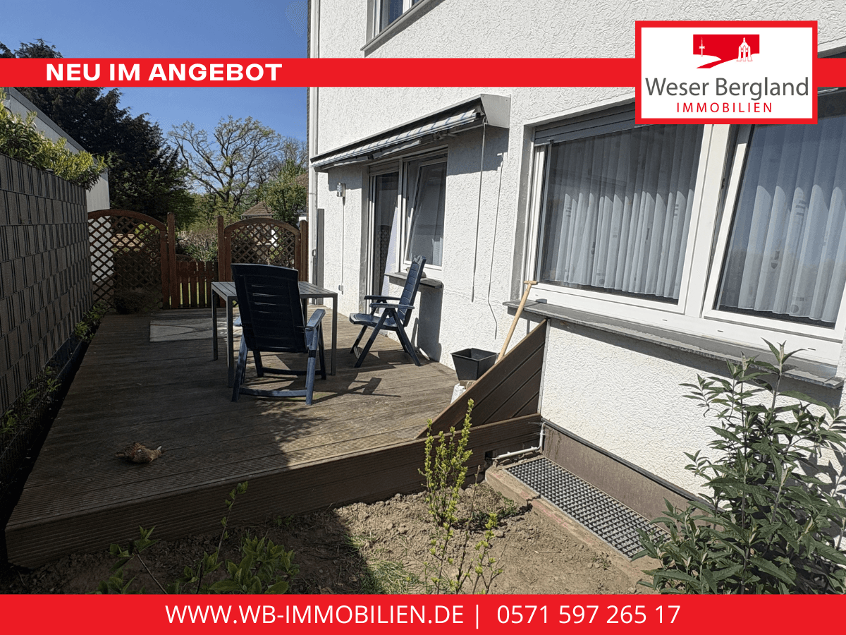 Erdgeschosswohnung mit Terrasse, Garage und eigenem Eingang