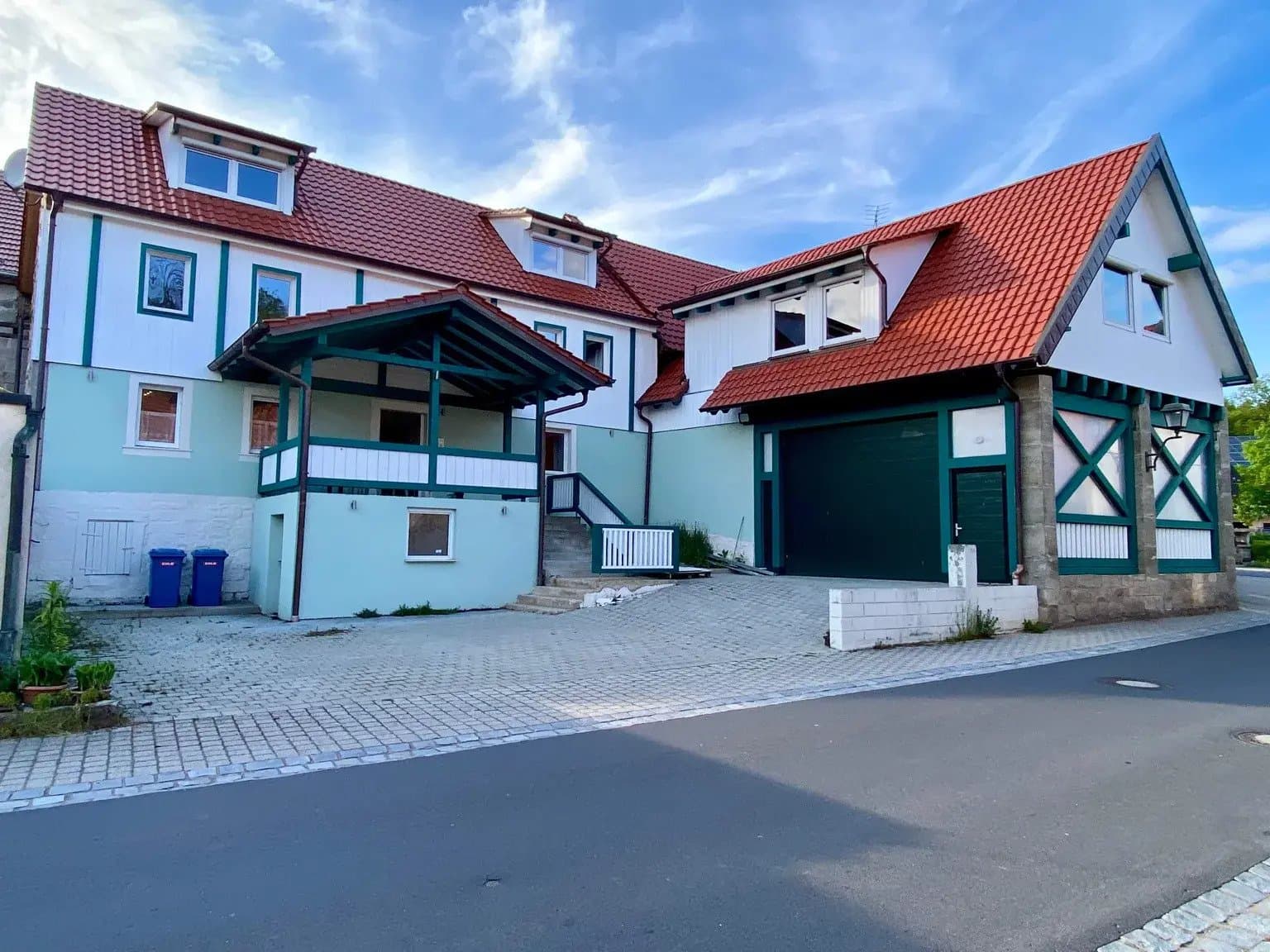 Kirchlauter-Neubrunn, Appartementhaus