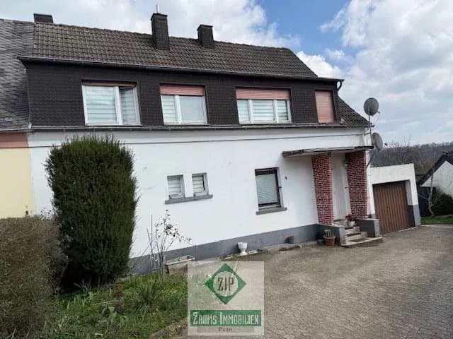 Einfamilien-Reihenendhaus in zentraler Lage mit unverbaubarem Fernblick und Garage in Prüm