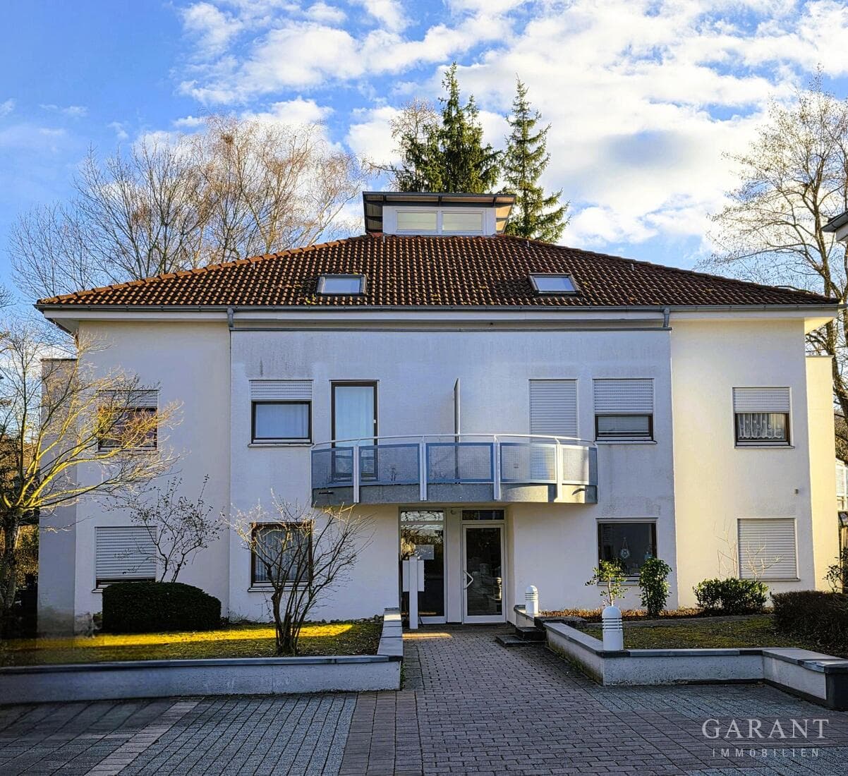 Ruhiger Rückzugsort in schön gelegener 2 Zimmer-Wohnung
